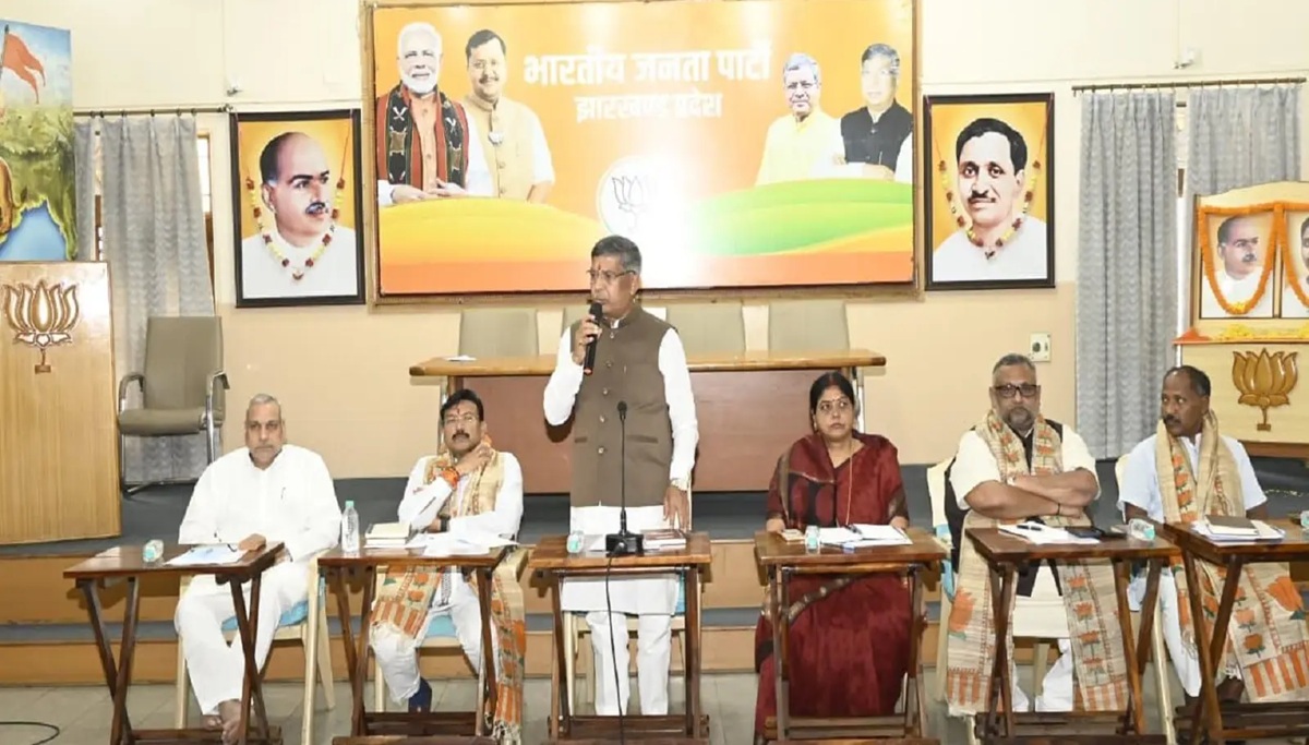 रांची में भाजपा कार्यालय में संबोधित करते प्रदेश अध्यक्ष आदित्य साहू.