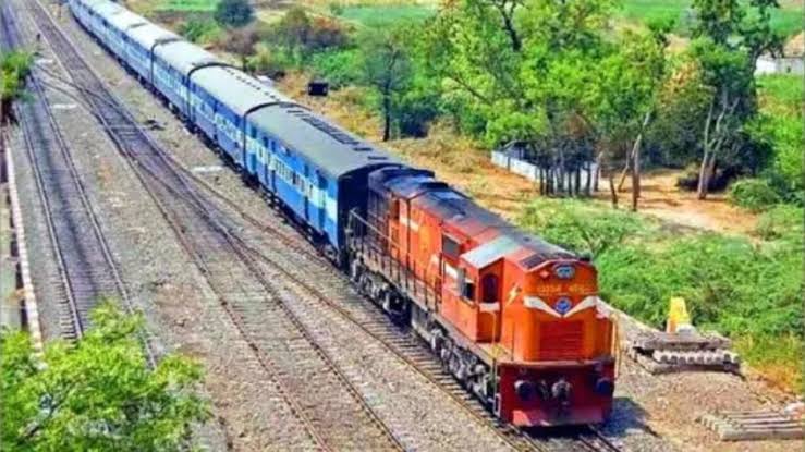 दो फेस्टिवल स्पेशल ट्रेनों का ऐलान