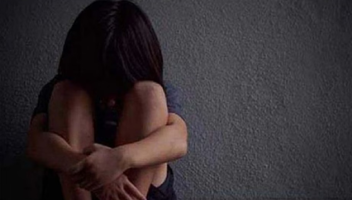 6 साल की मासूम के साथ दरिंदगी का आरोप